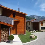Les Granges De Leo Сasa de vacaciones Aston