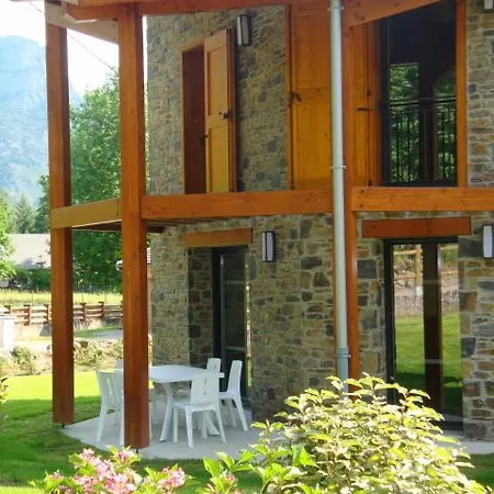 Les Granges De Leo Астон