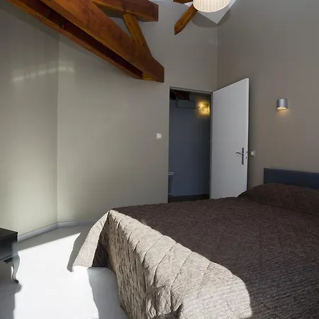 Les Granges De Leo * Aston