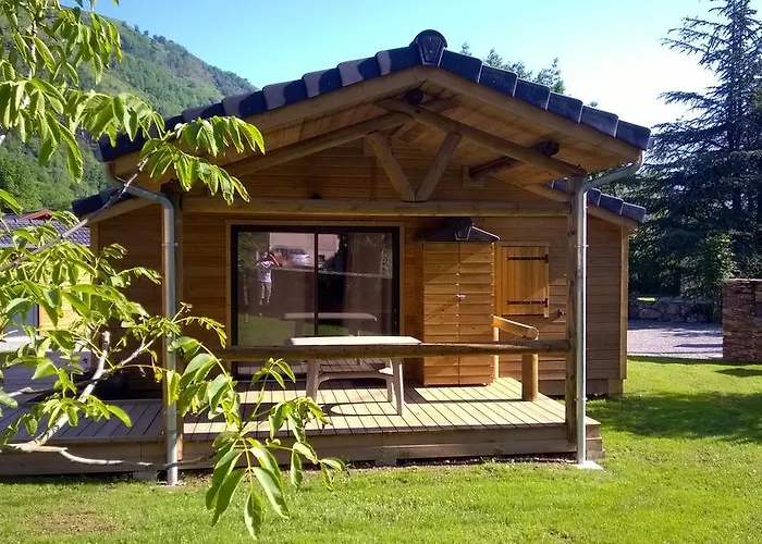 Les Granges De Leo بيت للعطل