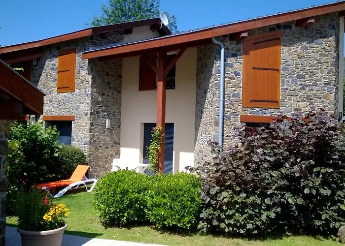 Les Granges De Leo بيت للعطل استون