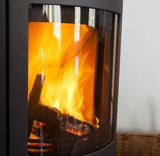 Les Granges De Leo بيت للعطل