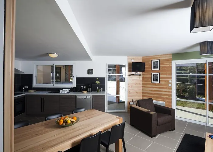 Les Granges De Leo بيت للعطل *